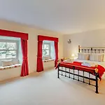 Ferndale House * Middleham