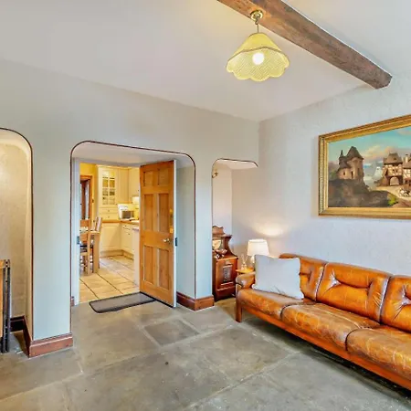 Ferndale House *