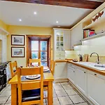 度假居 Ferndale House 米德尔赫姆