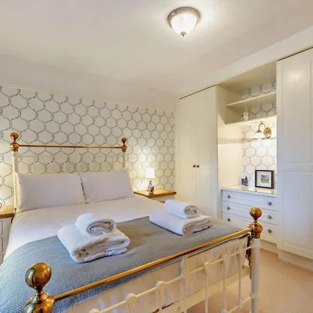 Ferndale House Мидлхем