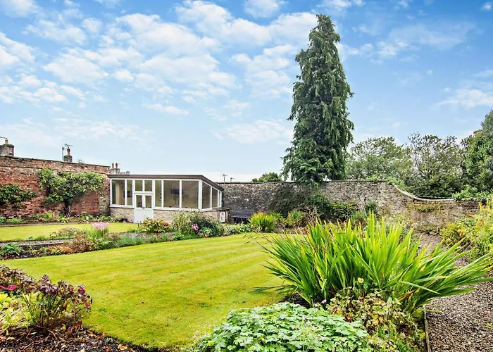 Holiday home Ferndale House *